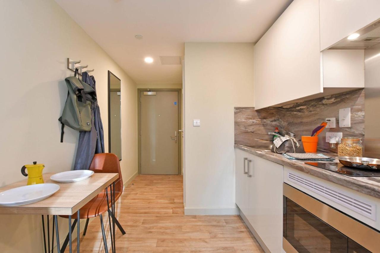 For Students Only Liv Student Sheffield Apartment ภายนอก รูปภาพ